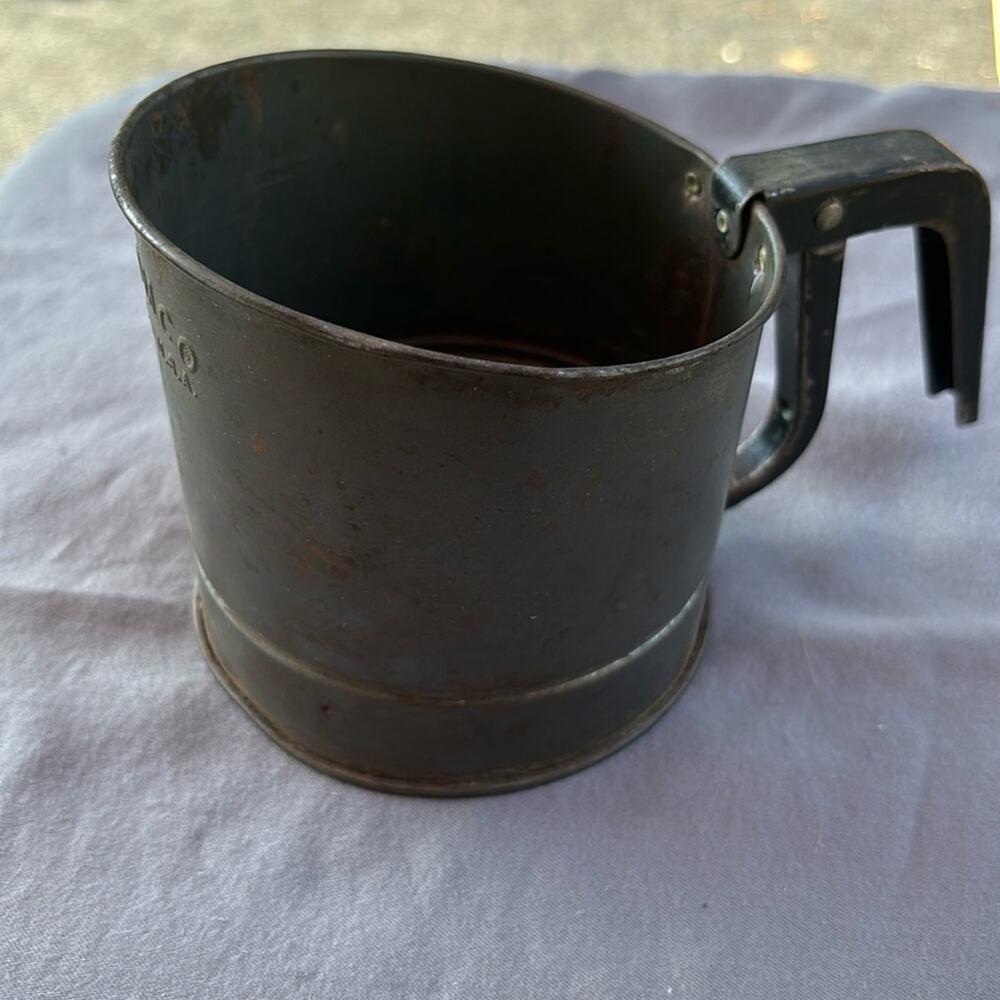 Antique Metal Bromco Flour Sifter Squeeze Handle